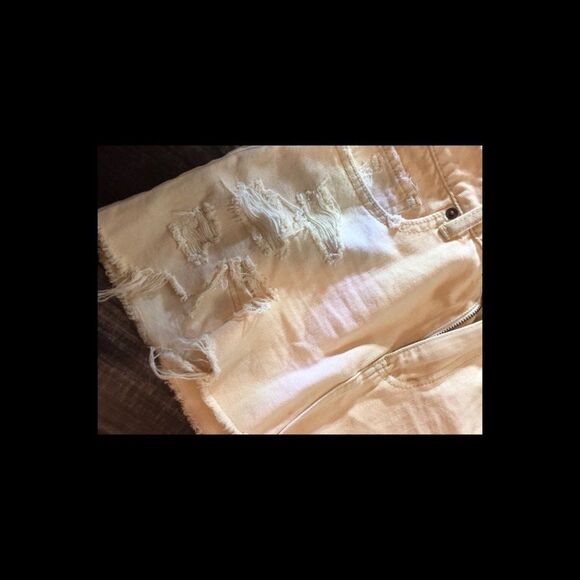 American Eagle ivory Mini - Picture 3 of 9